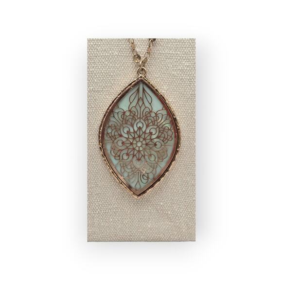 Boho Mandala Teardrop Pendant Necklace - Picture 4 of 8